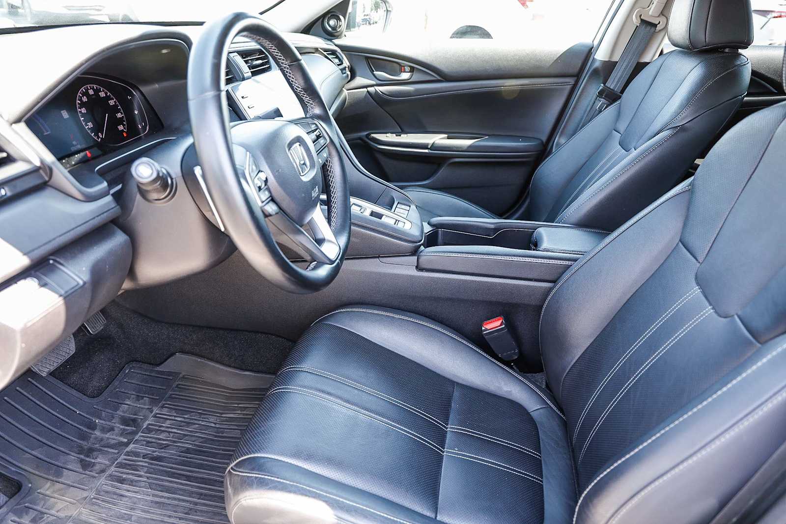 Thumbnail: 2020 Honda Insight - 29