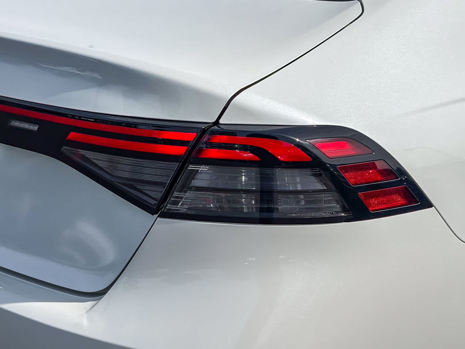 2023 Honda Accord LX photo 3