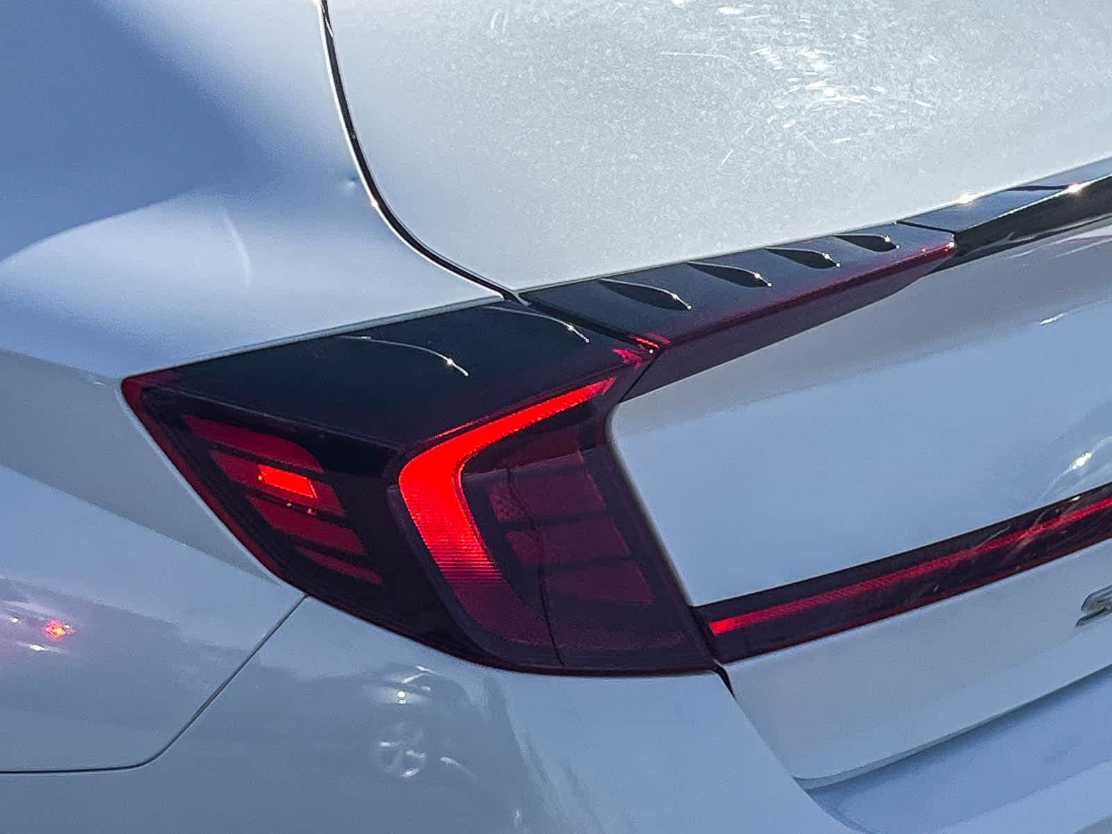 Thumbnail: 2023 Hyundai Sonata - 8