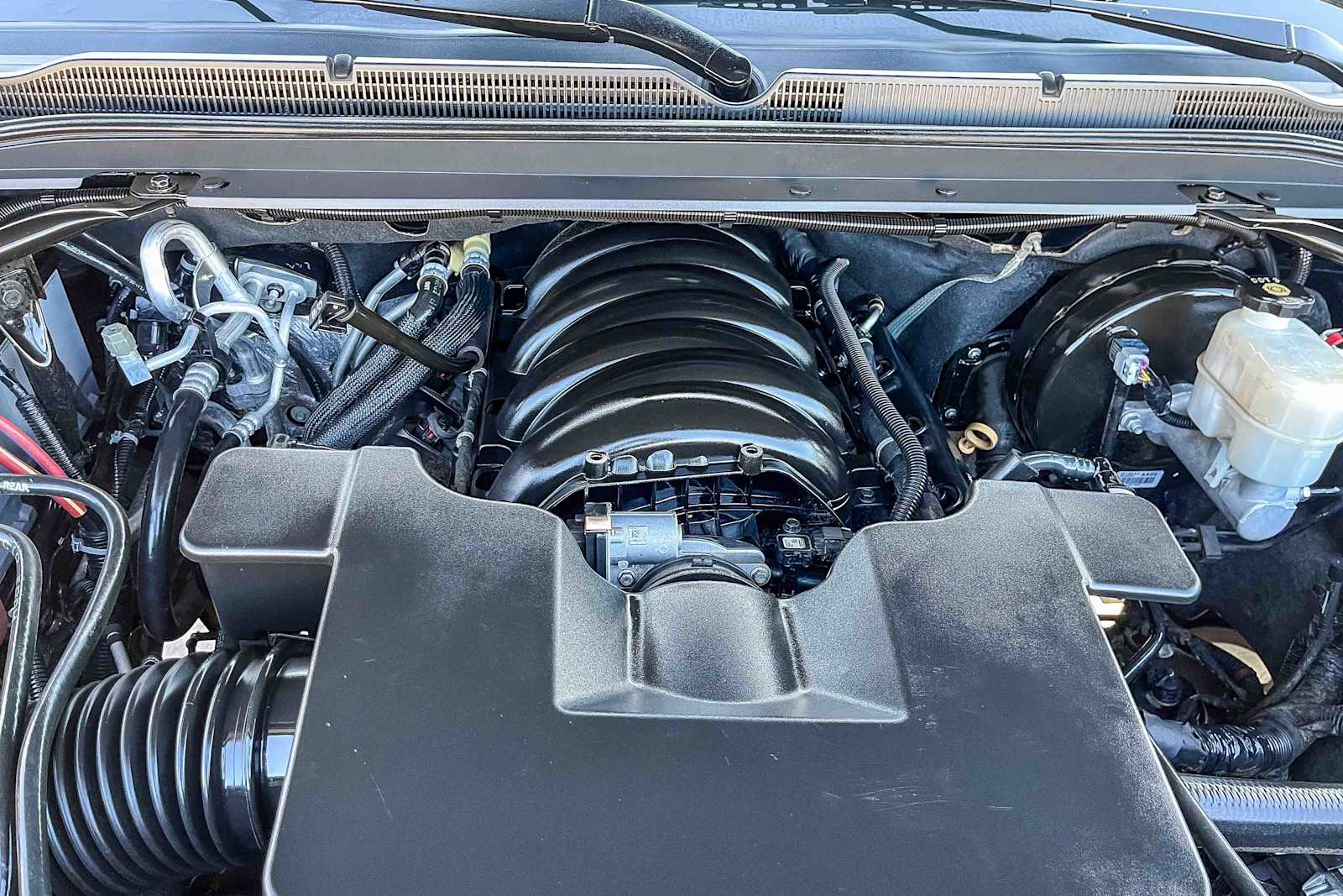 Thumbnail: 2019 Chevrolet Tahoe - 24