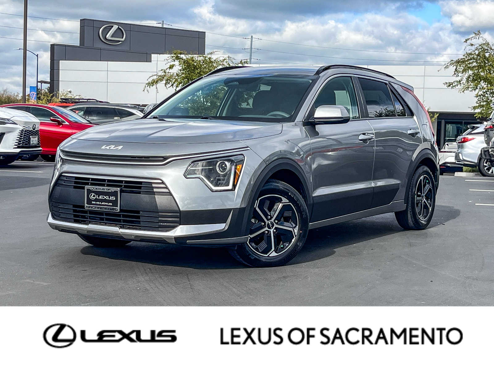 Thumbnail: 2024 Kia Niro - 1