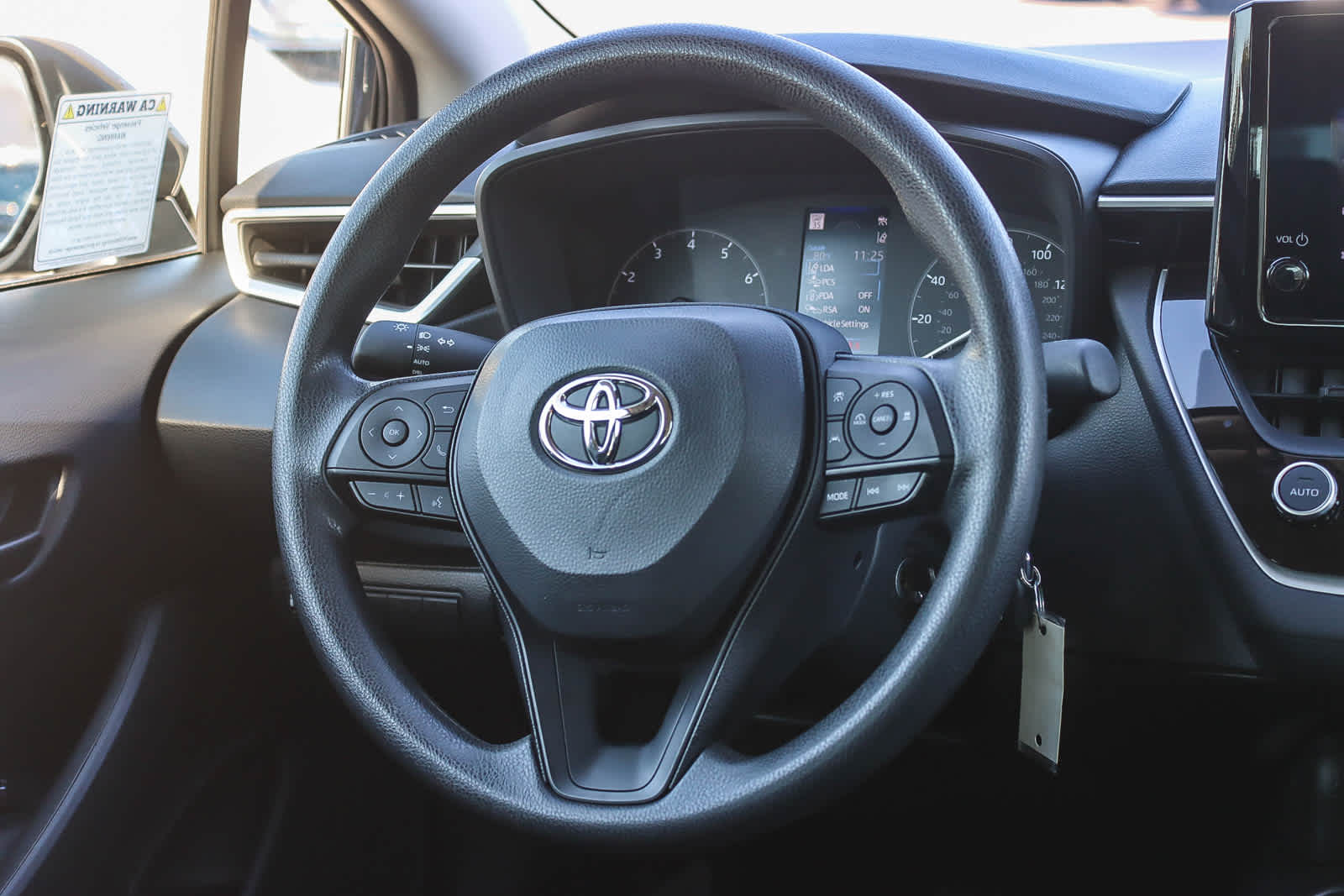 Thumbnail: 2025 Toyota Corolla - 14