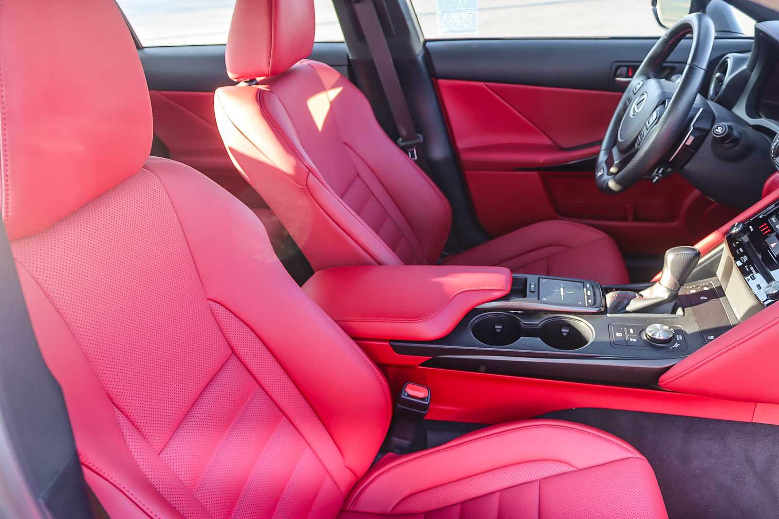 Thumbnail: 2025 Lexus IS - 15