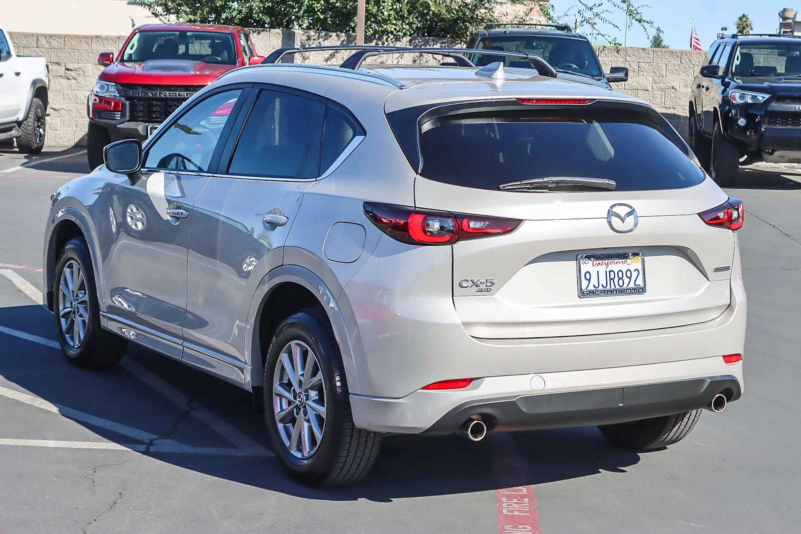 2024 Mazda CX-5 2.5 S Preferred photo 2