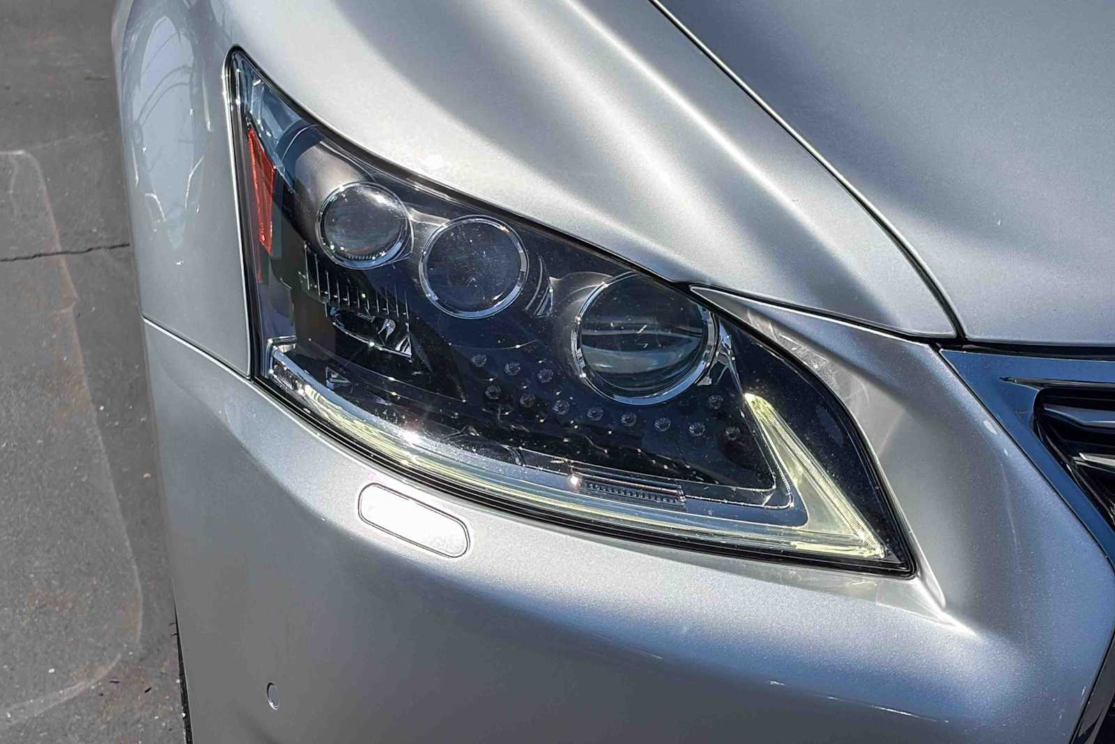 2015 LEXUS LS 460 L photo 6