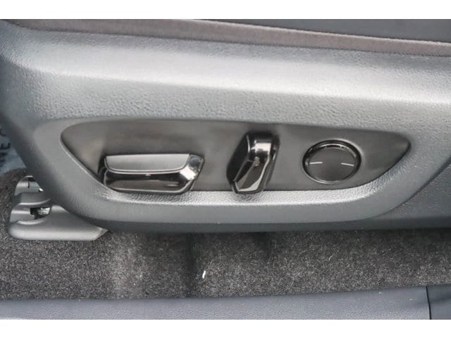 Thumbnail: 2025 Lexus RX - 23