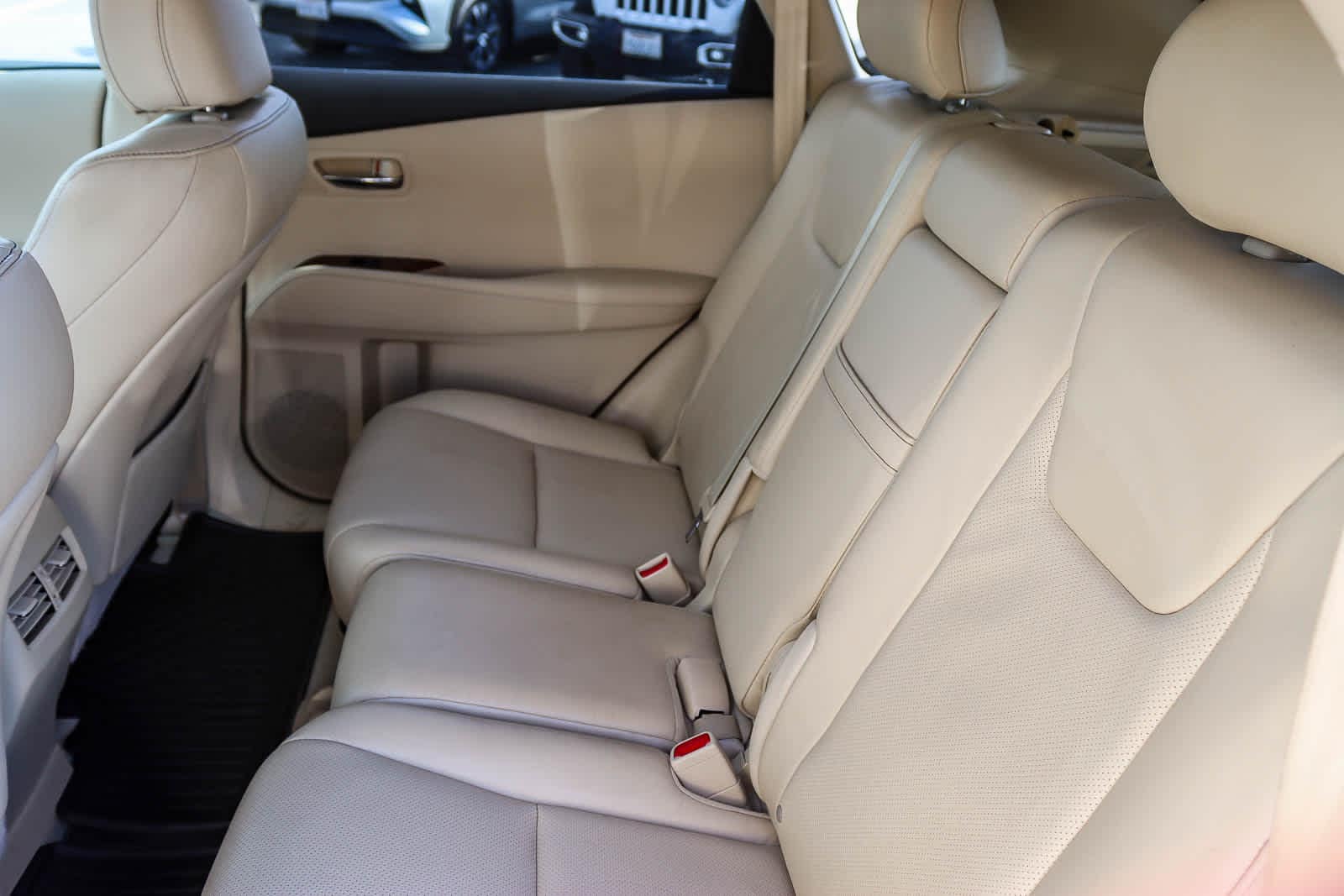 Thumbnail: 2014 Lexus RX - 18