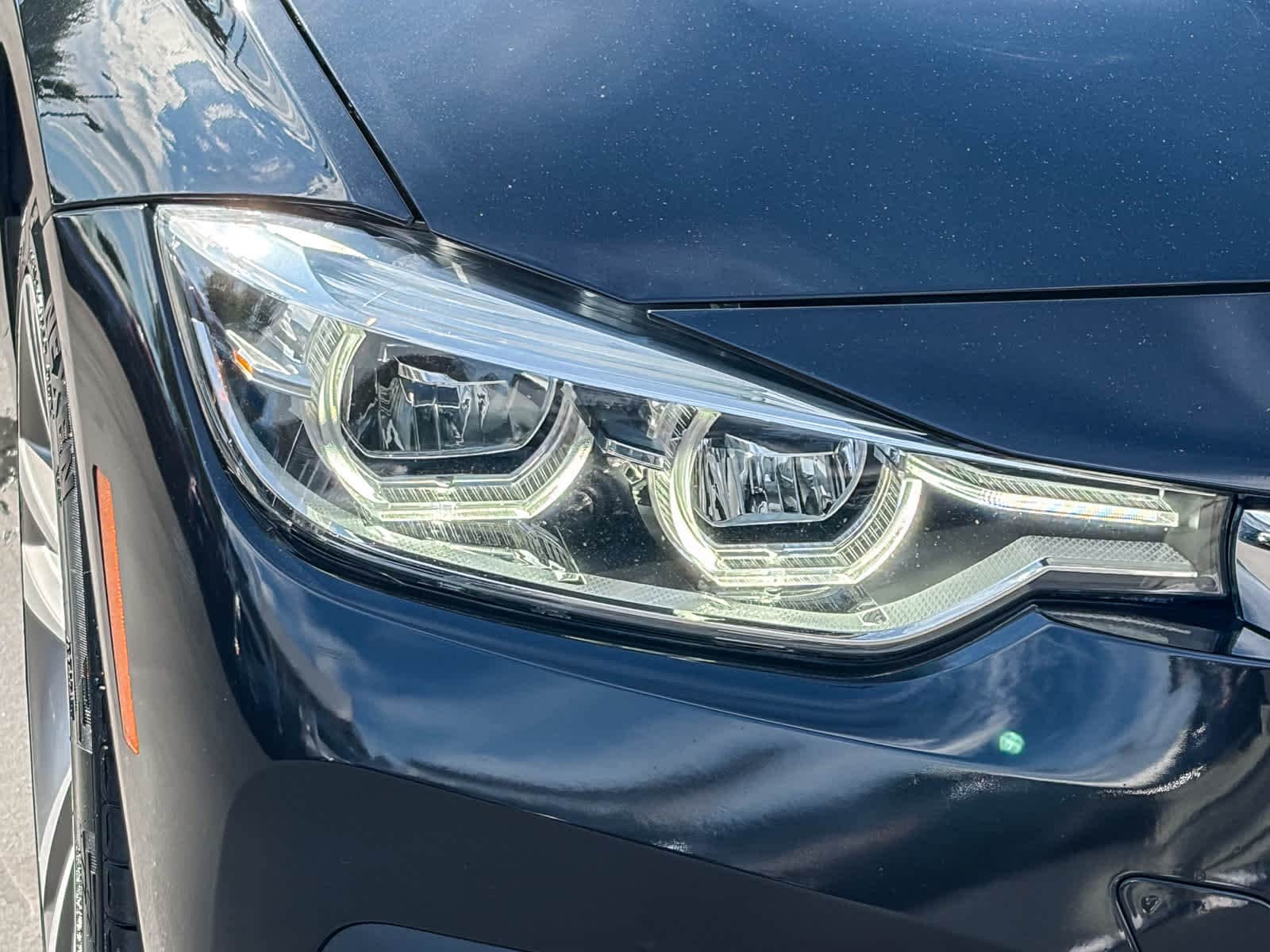 2018 BMW 330i photo 6