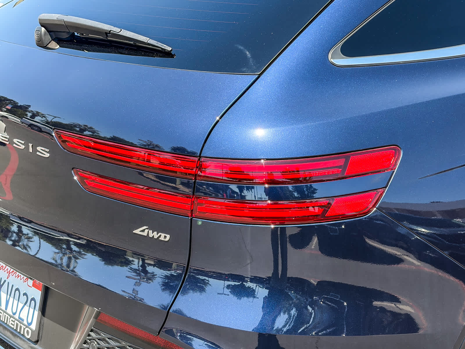 Thumbnail: 2022 Genesis GV70 - 8