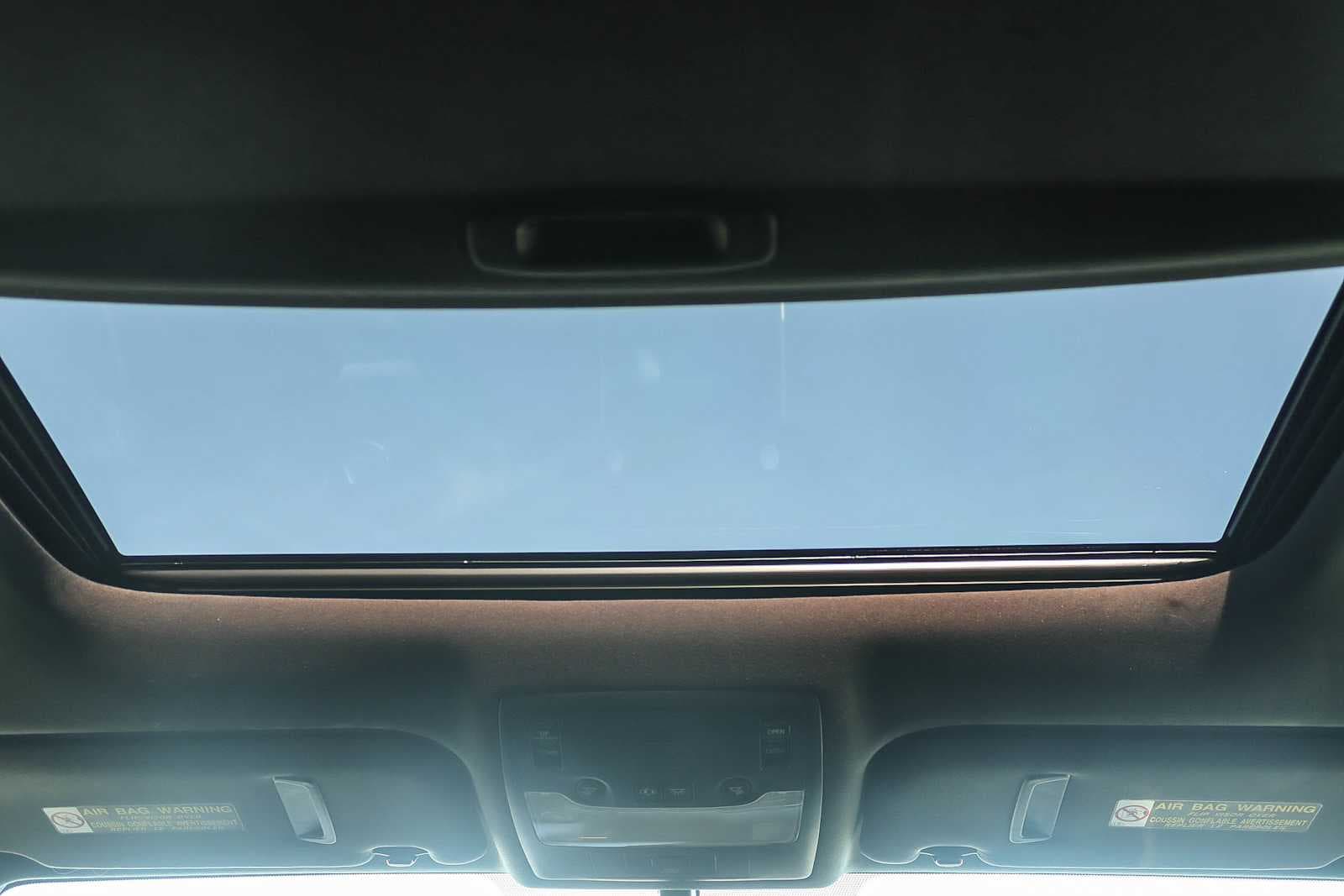 Thumbnail: 2015 Lexus IS - 15