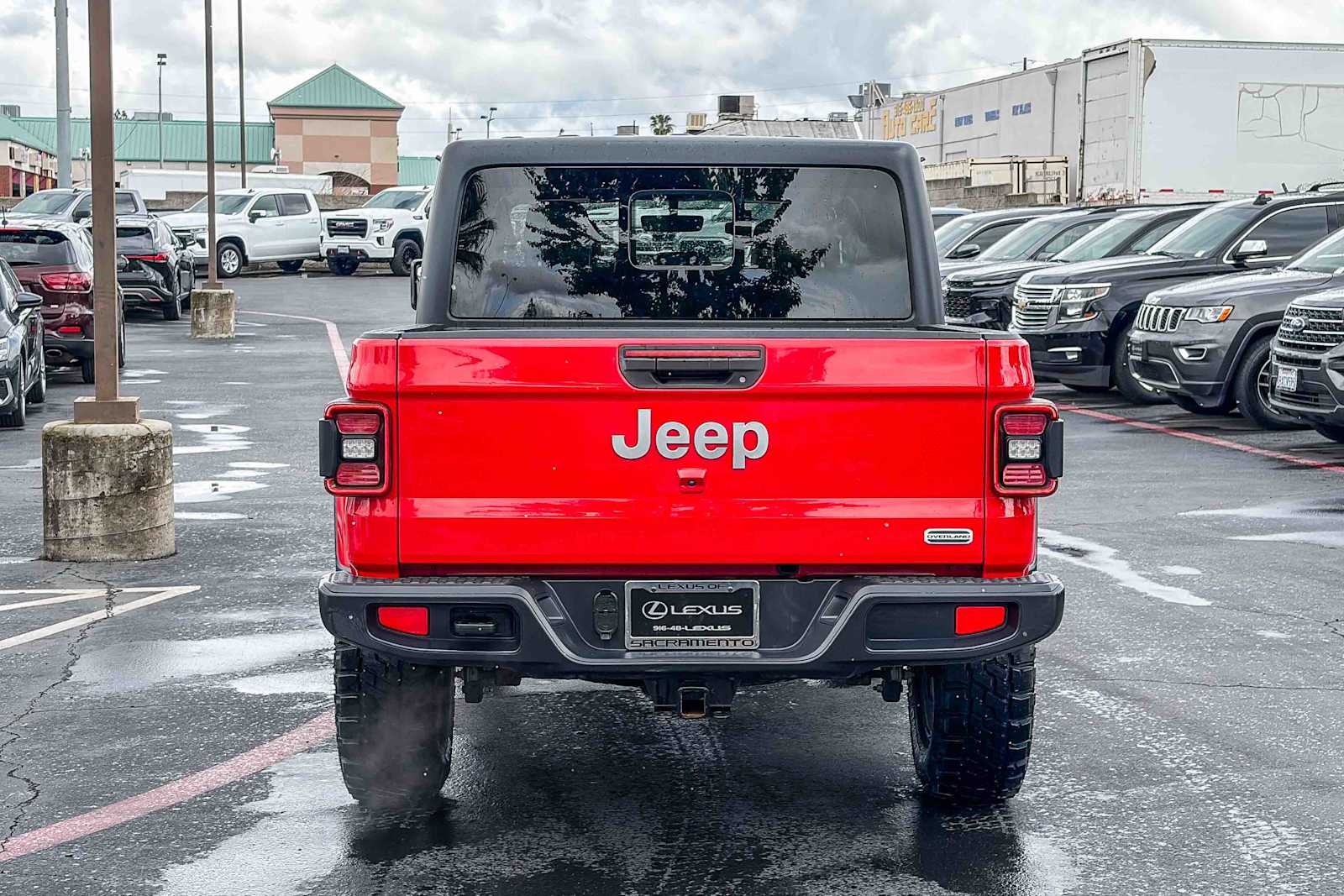 2020 Jeep Gladiator Overland photo 2