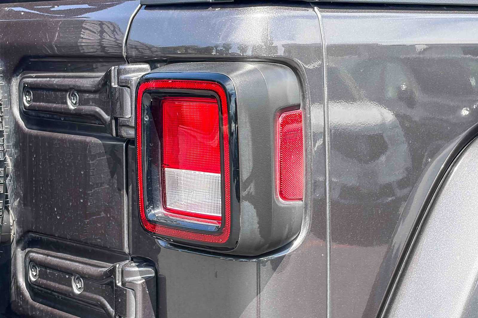 Thumbnail: 2021 Jeep Wrangler - 8