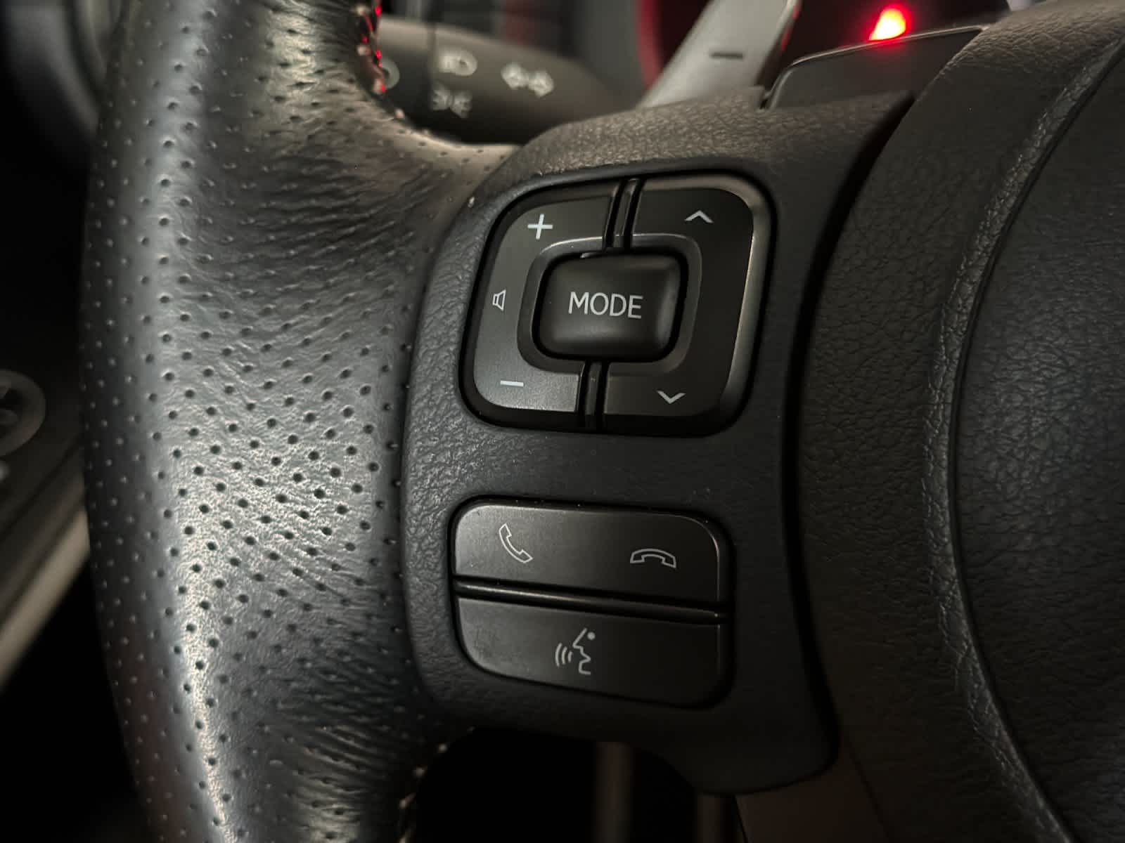 2024 Lexus IS 350 F SPORT - Photo 25