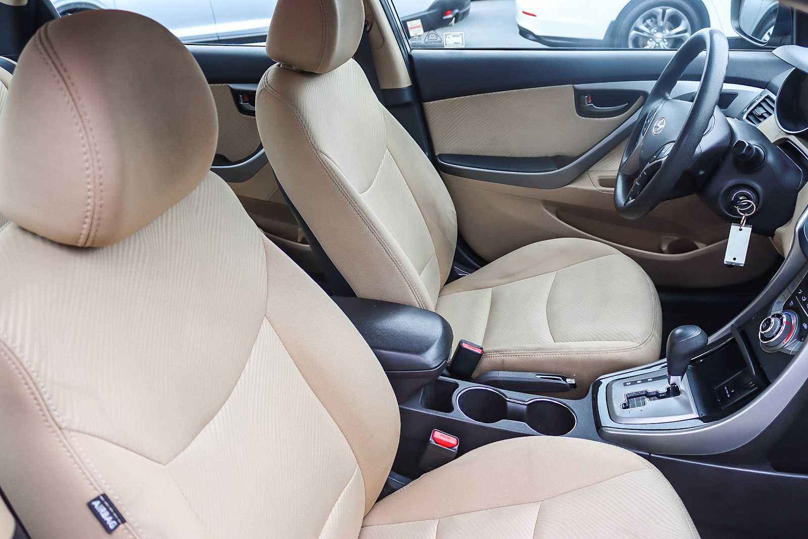 Thumbnail: 2013 Hyundai Elantra - 15