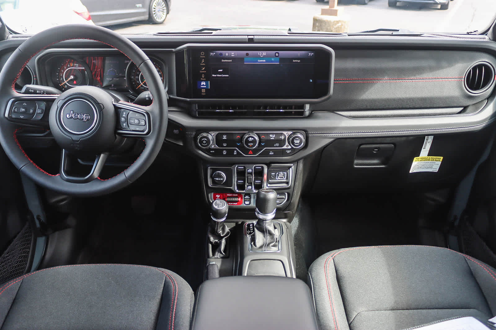 Thumbnail: 2024 Jeep Gladiator - 11