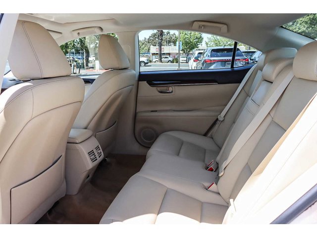 2013 Lexus ES 350 18