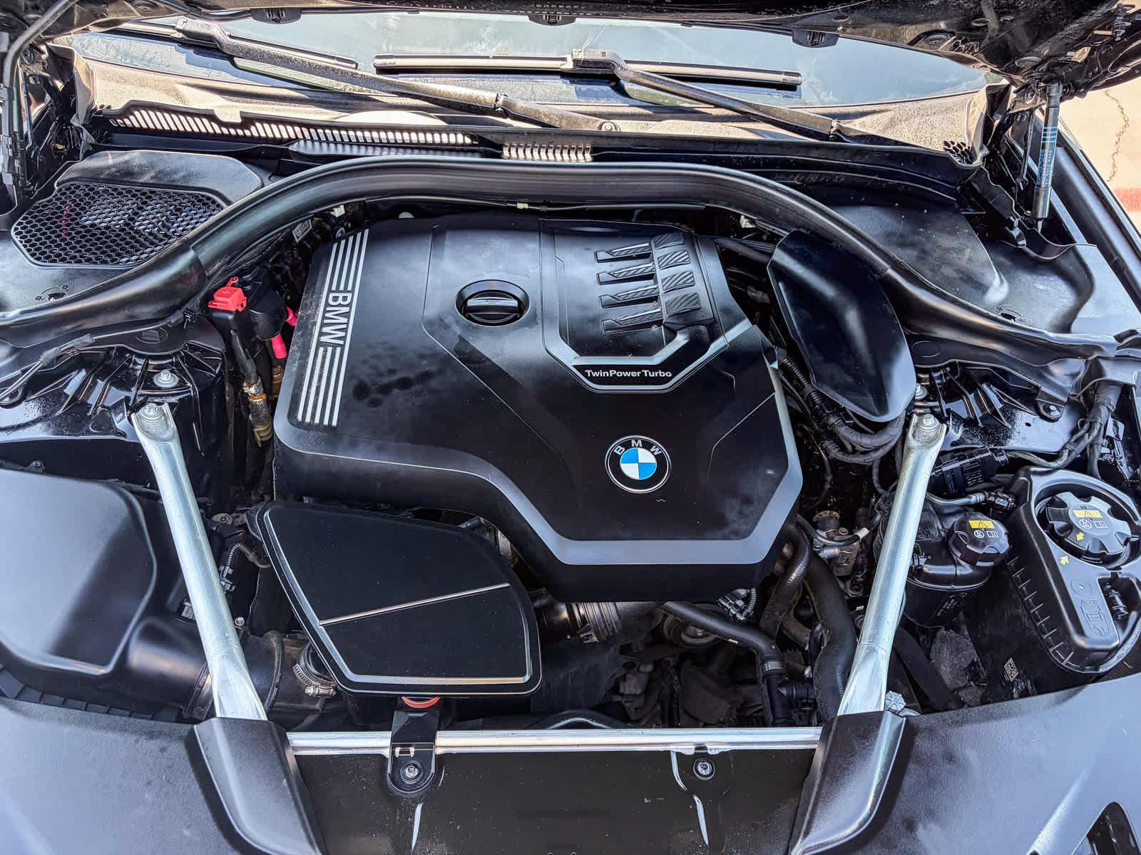 Thumbnail: 2021 BMW 5 Series - 26