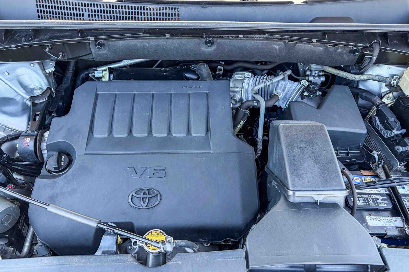 Thumbnail: 2015 Toyota Highlander - 28