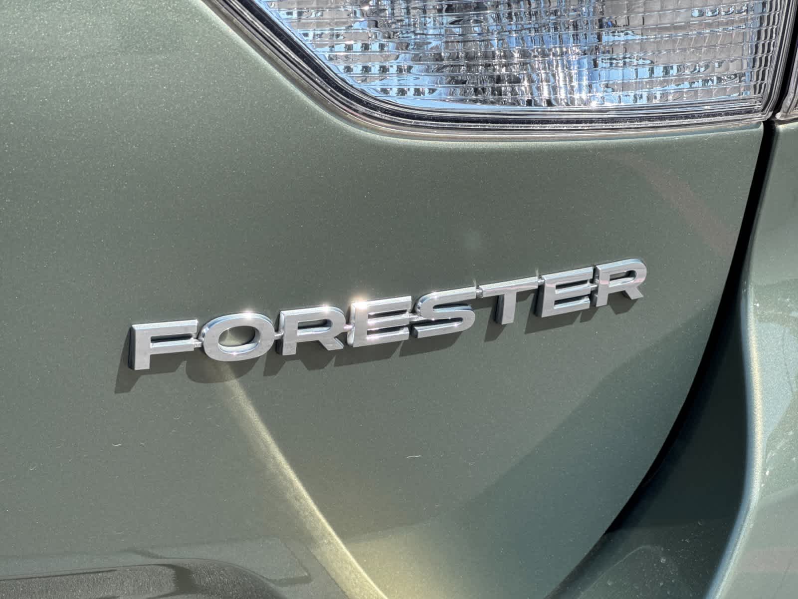 2021 Subaru Forester Premium - Photo 32
