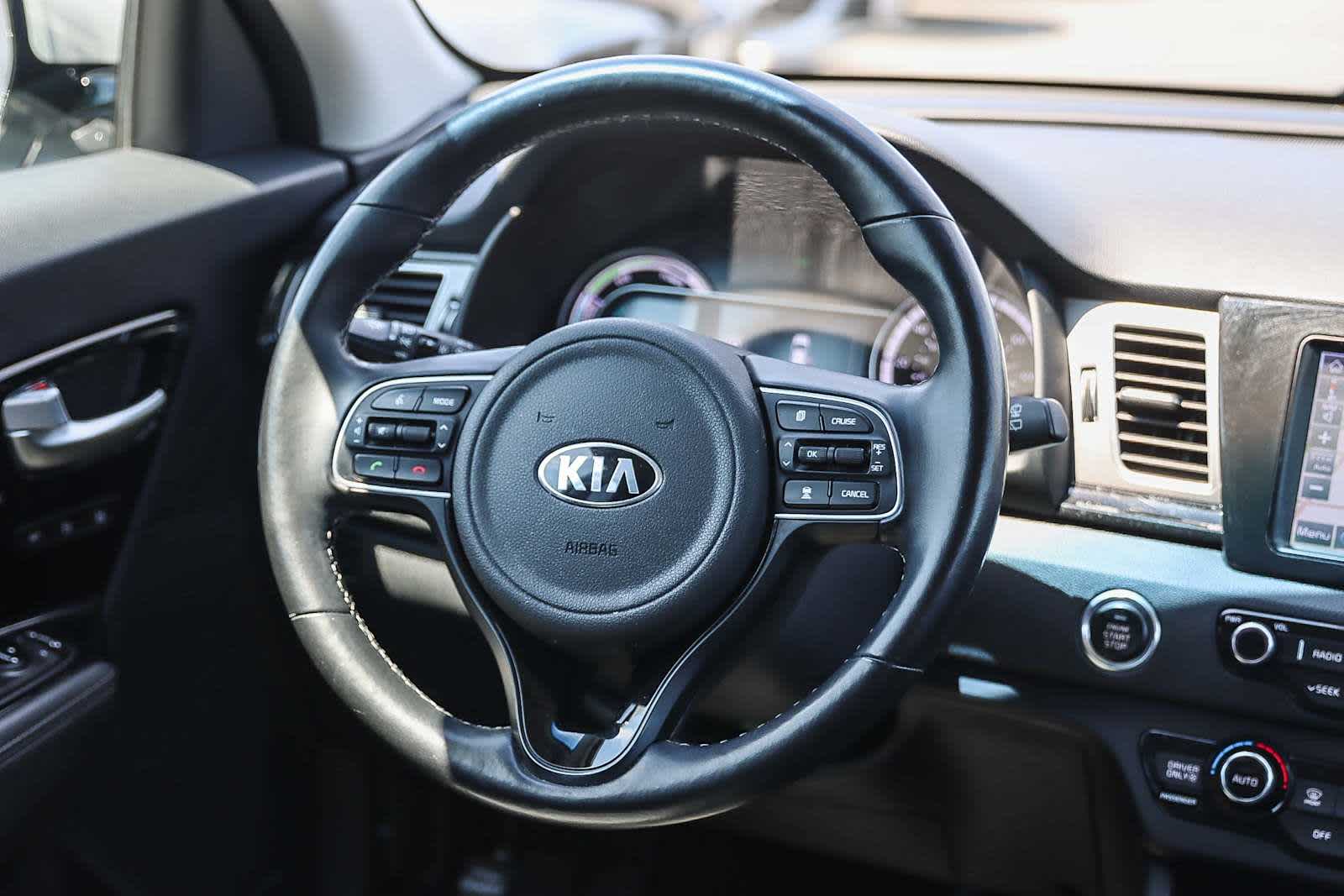 Thumbnail: 2019 Kia Niro - 25