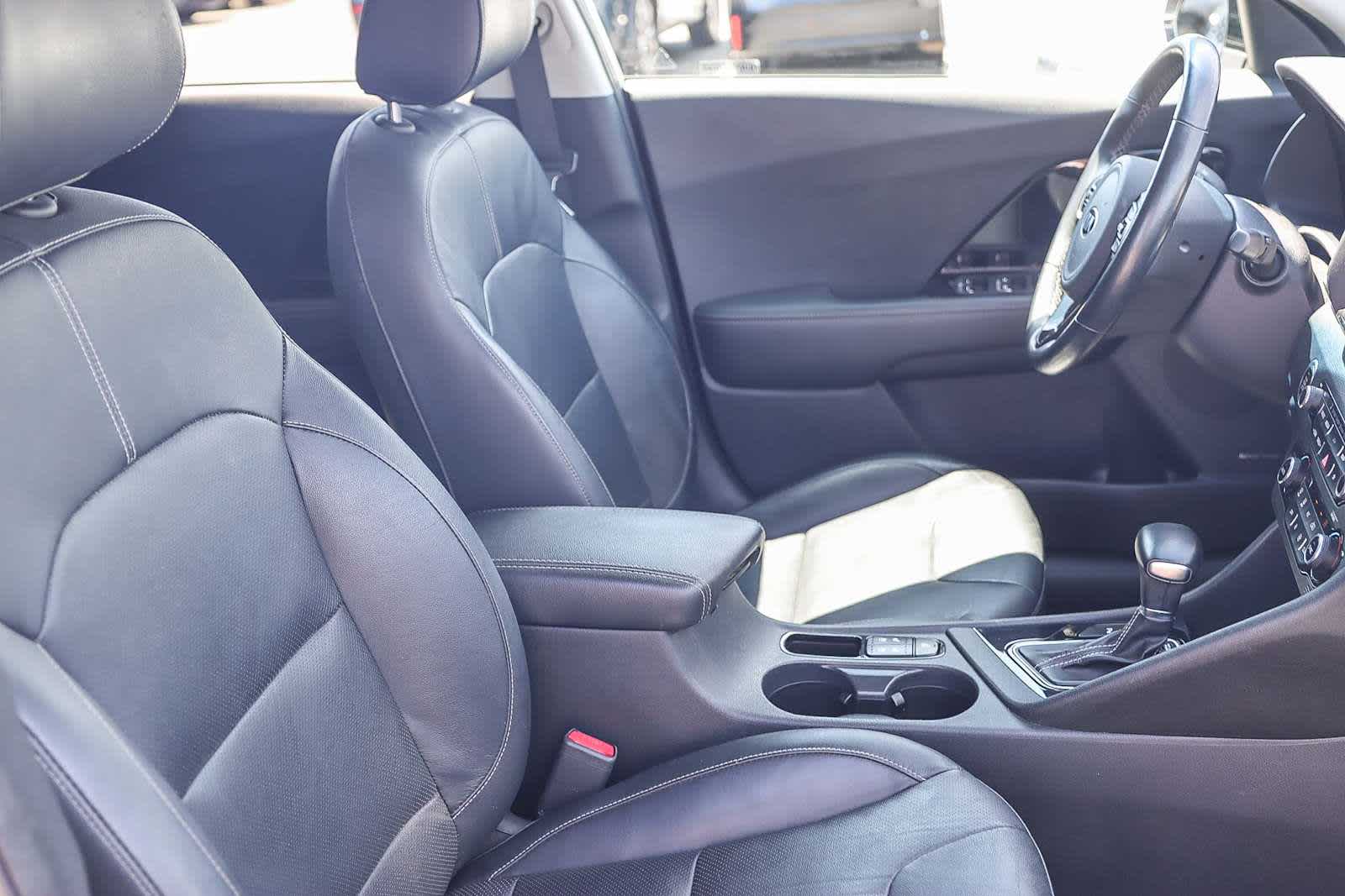 Thumbnail: 2019 Kia Niro - 26