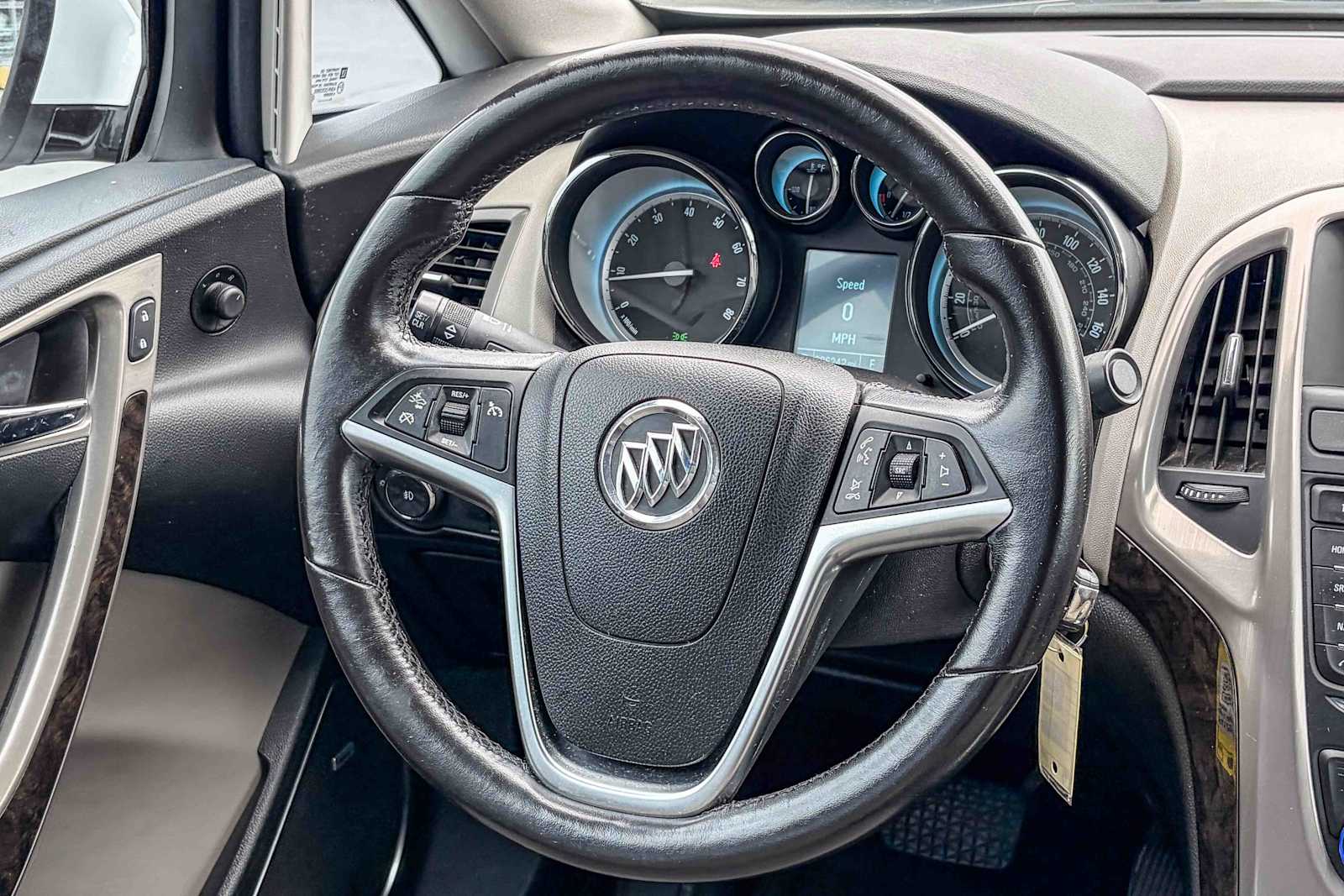 Thumbnail: 2015 Buick Verano - 14