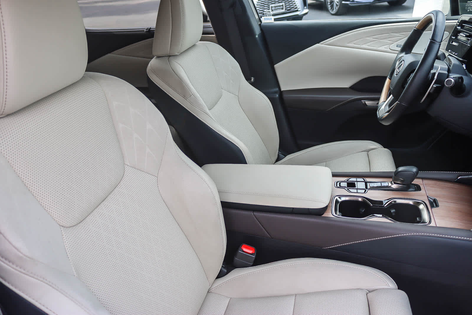 Thumbnail: 2025 Lexus RX - 15