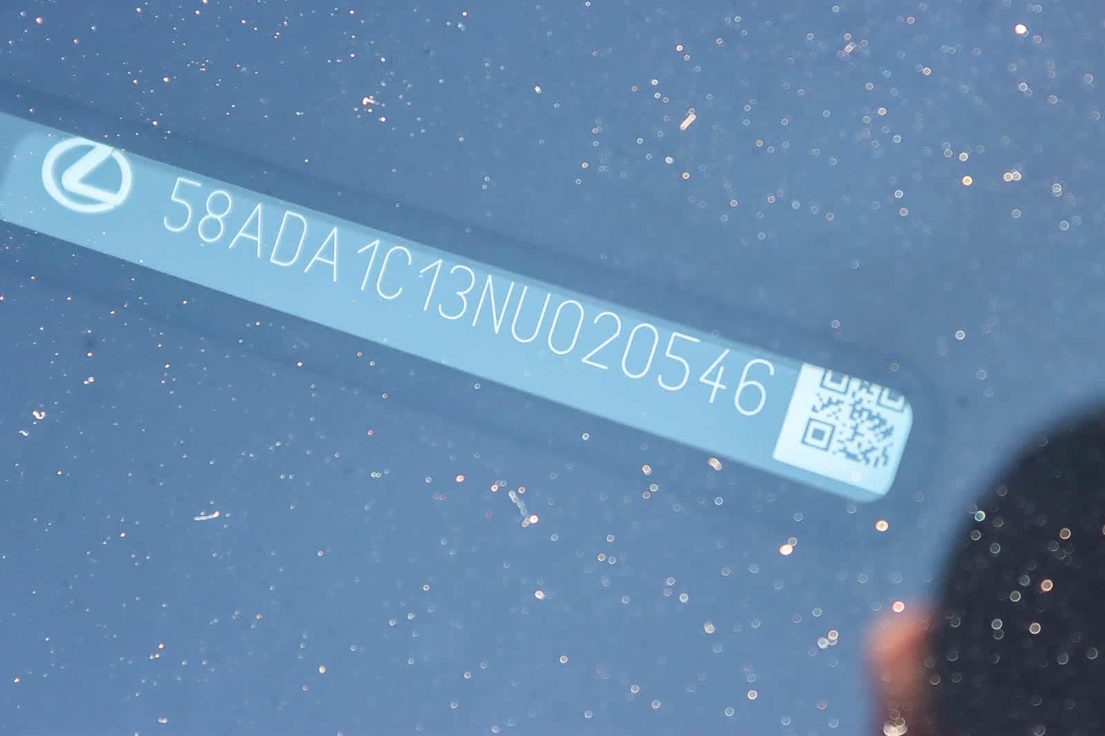 Thumbnail: 2022 Lexus ES - 28