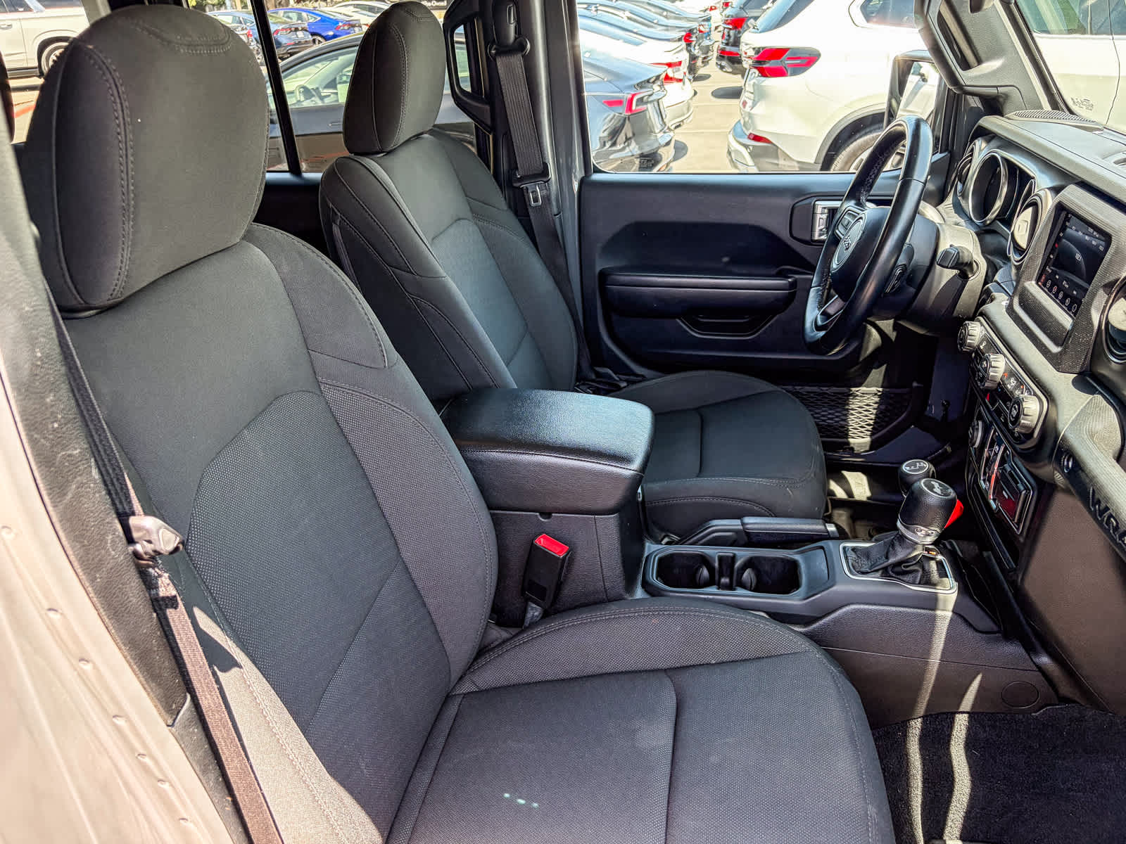 Thumbnail: 2021 Jeep Wrangler - 14