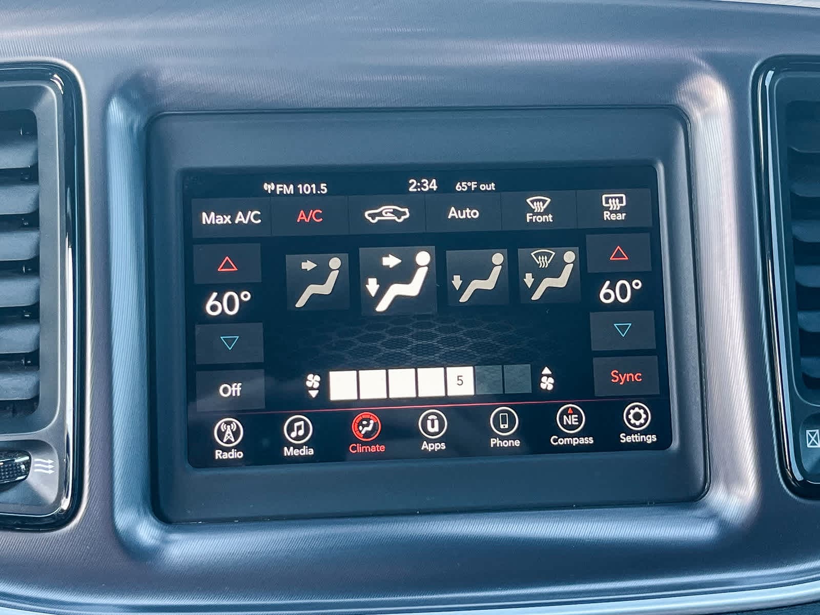 Thumbnail: 2020 Dodge Challenger - 11