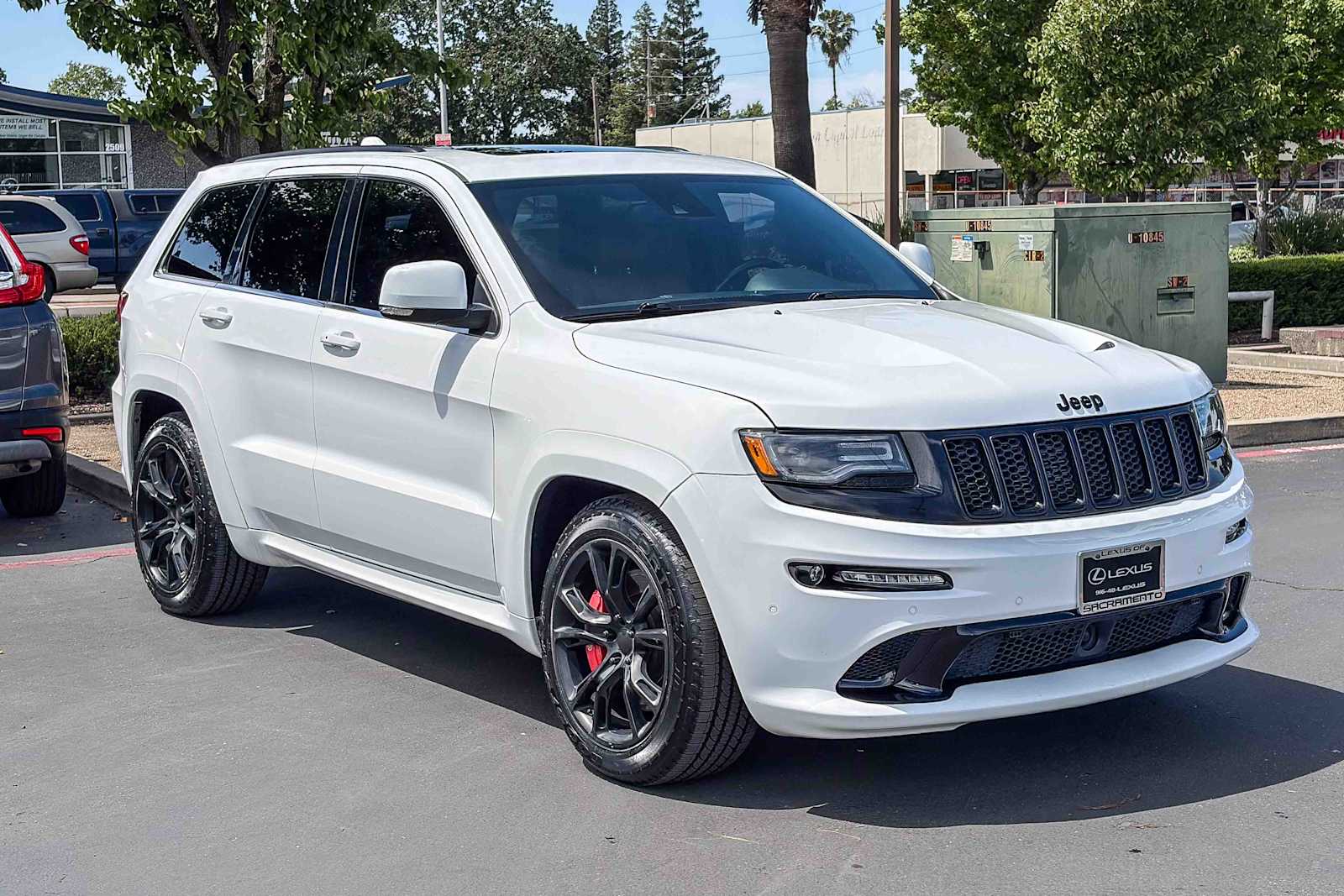 Thumbnail: 2015 Jeep Grand Cherokee - 5