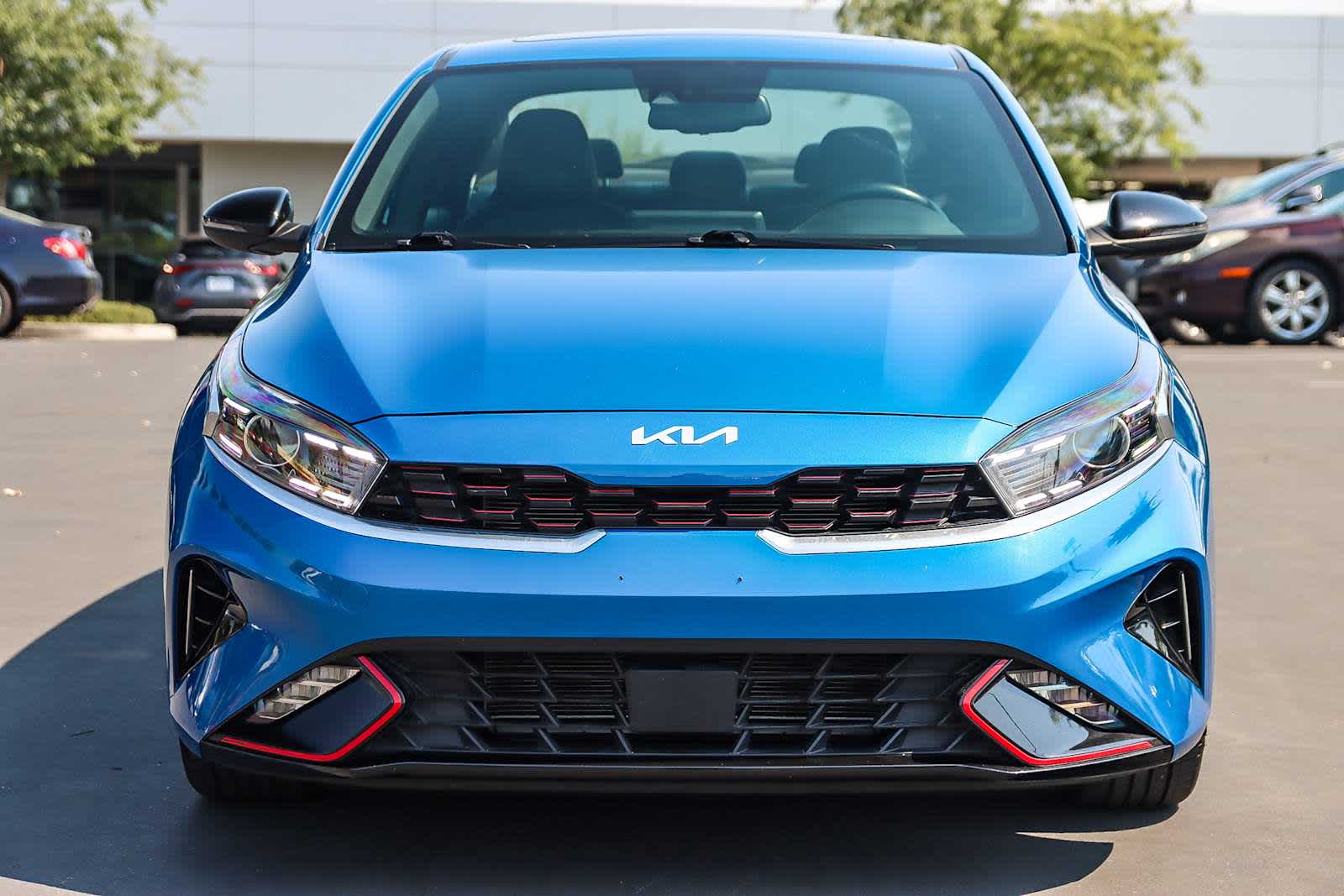 Thumbnail: 2023 Kia Forte - 8