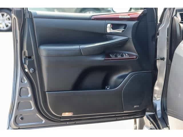 Thumbnail: 2013 Lexus LX - 21