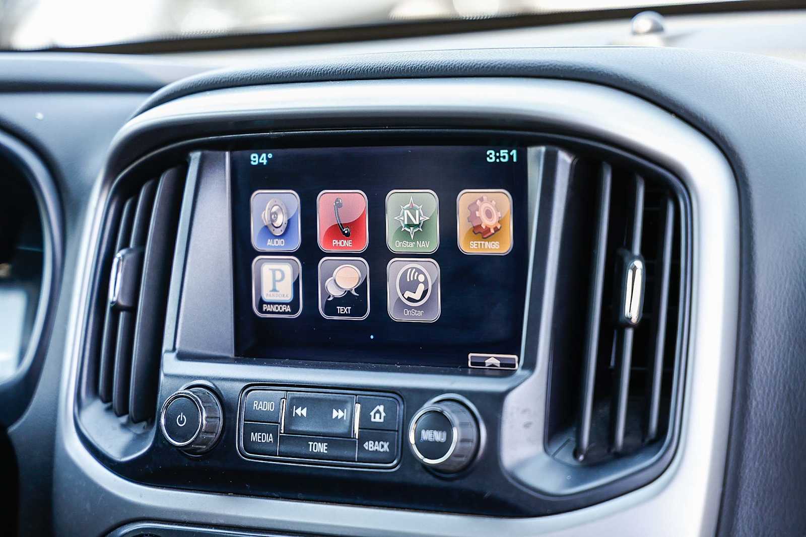 Thumbnail: 2015 Chevrolet Colorado - 14