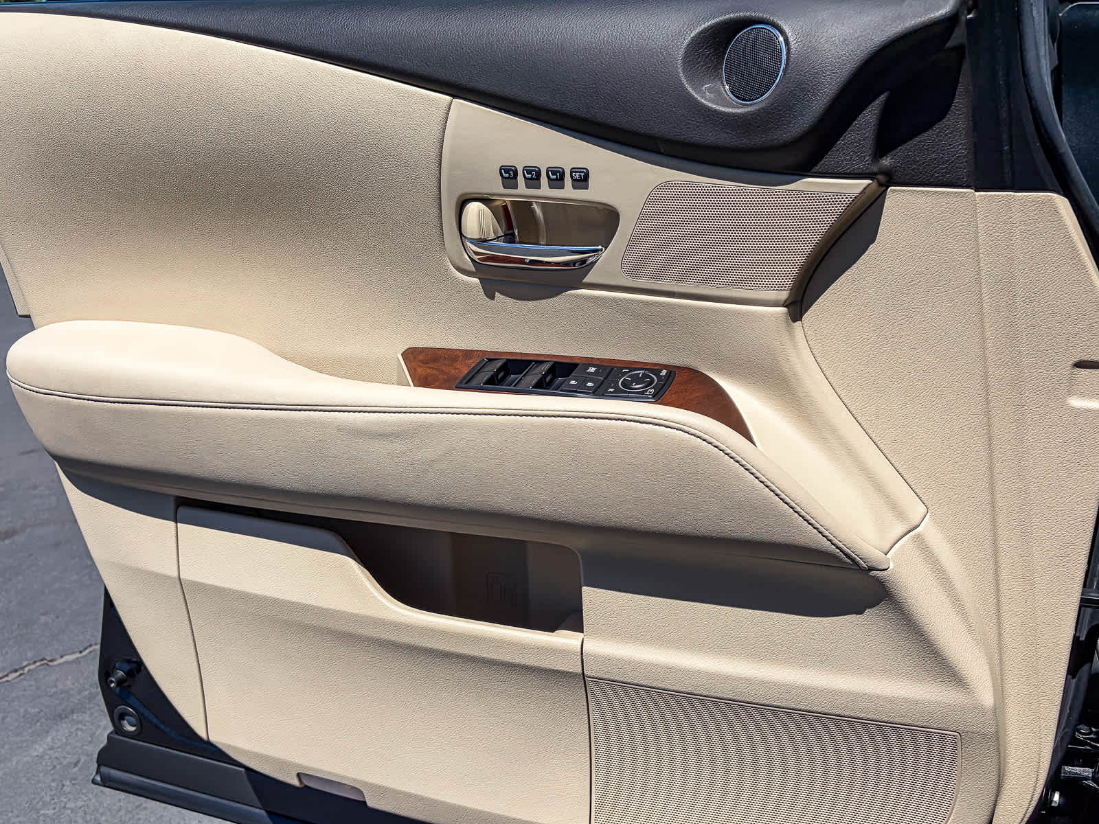 Thumbnail: 2013 Lexus RX - 20