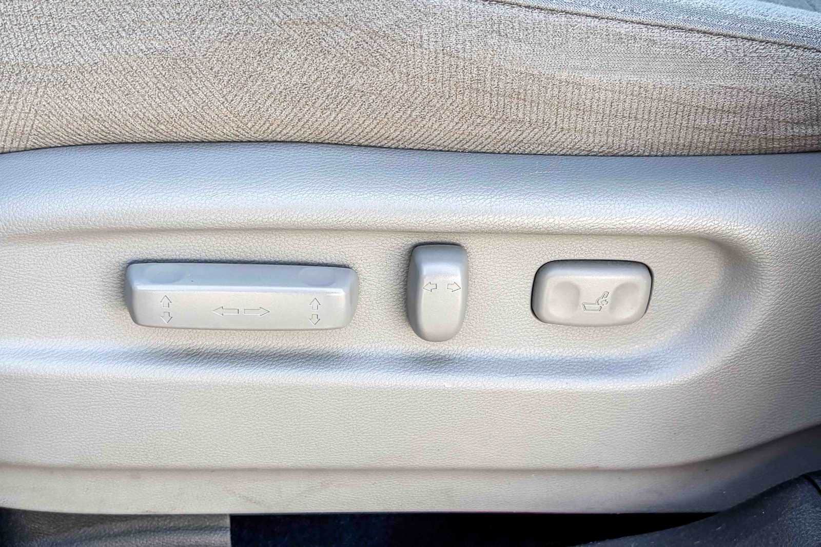 Thumbnail: 2016 Honda Pilot - 21