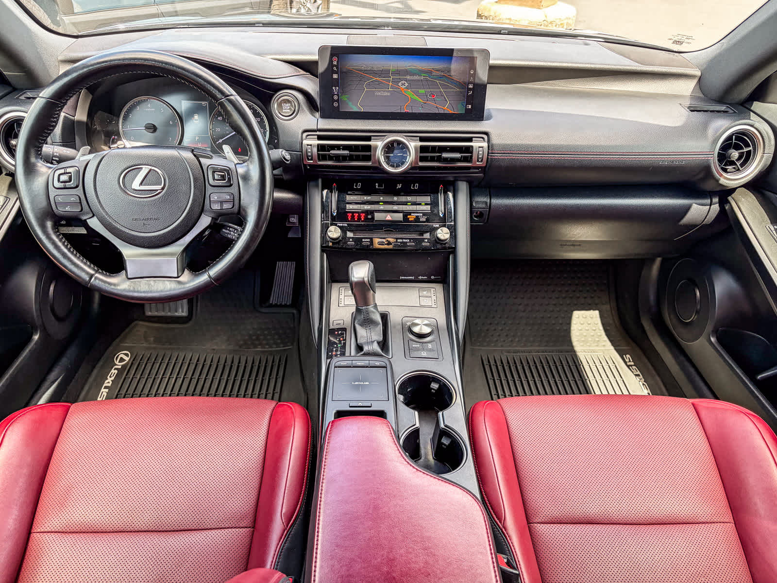Thumbnail: 2022 Lexus IS - 11