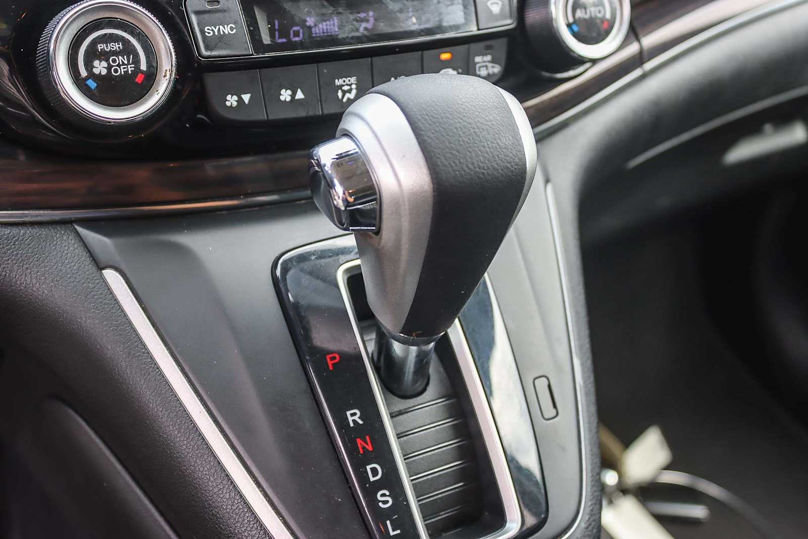 Thumbnail: 2015 Honda CR-V - 19
