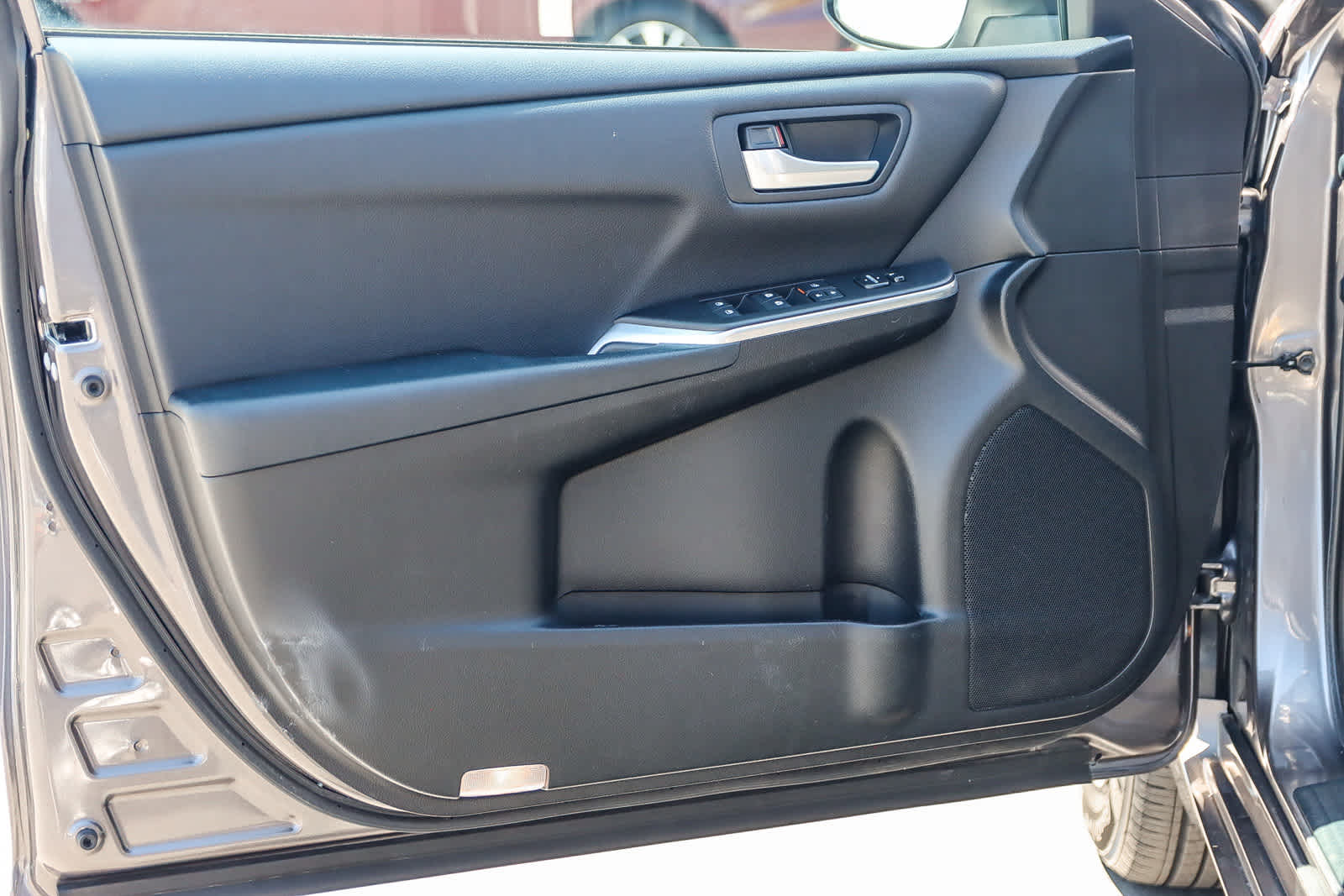 Thumbnail: 2016 Toyota Camry - 19