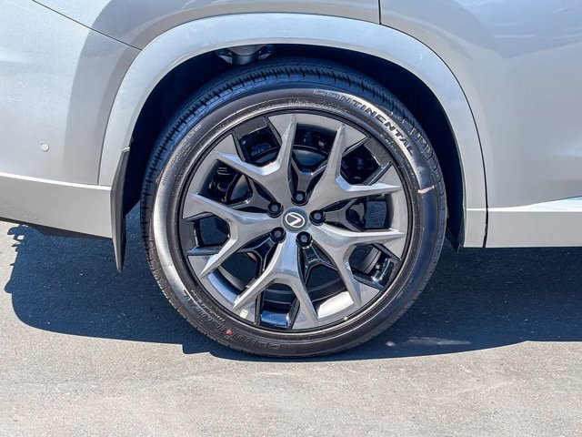 2026 Lexus TX 500h F-Sport Premium - Photo 10