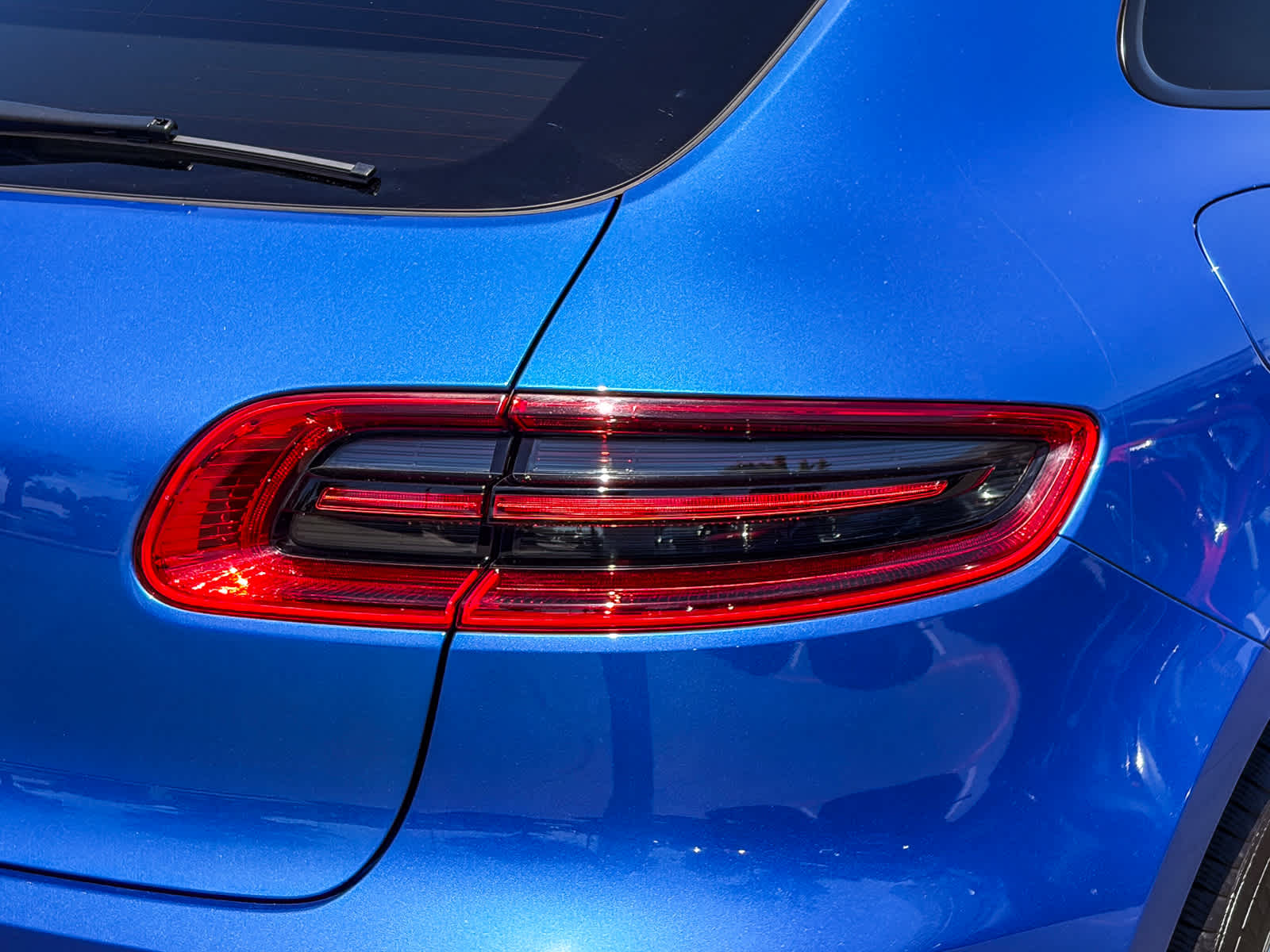 Thumbnail: 2018 Porsche Macan - 8