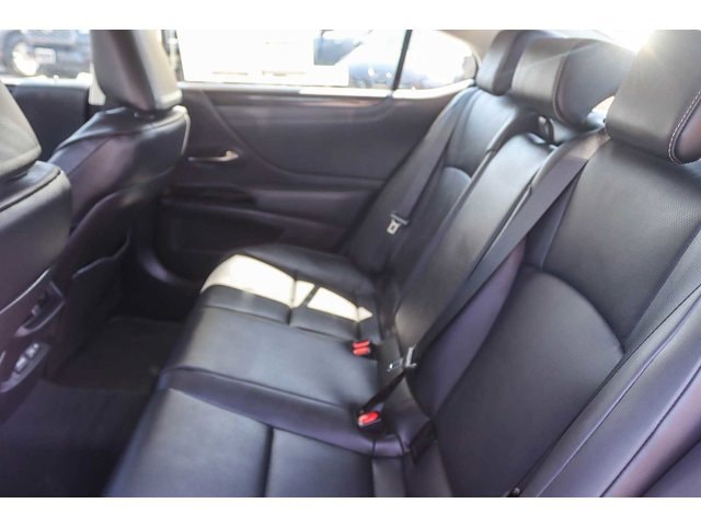 Thumbnail: 2025 Lexus ES - 19