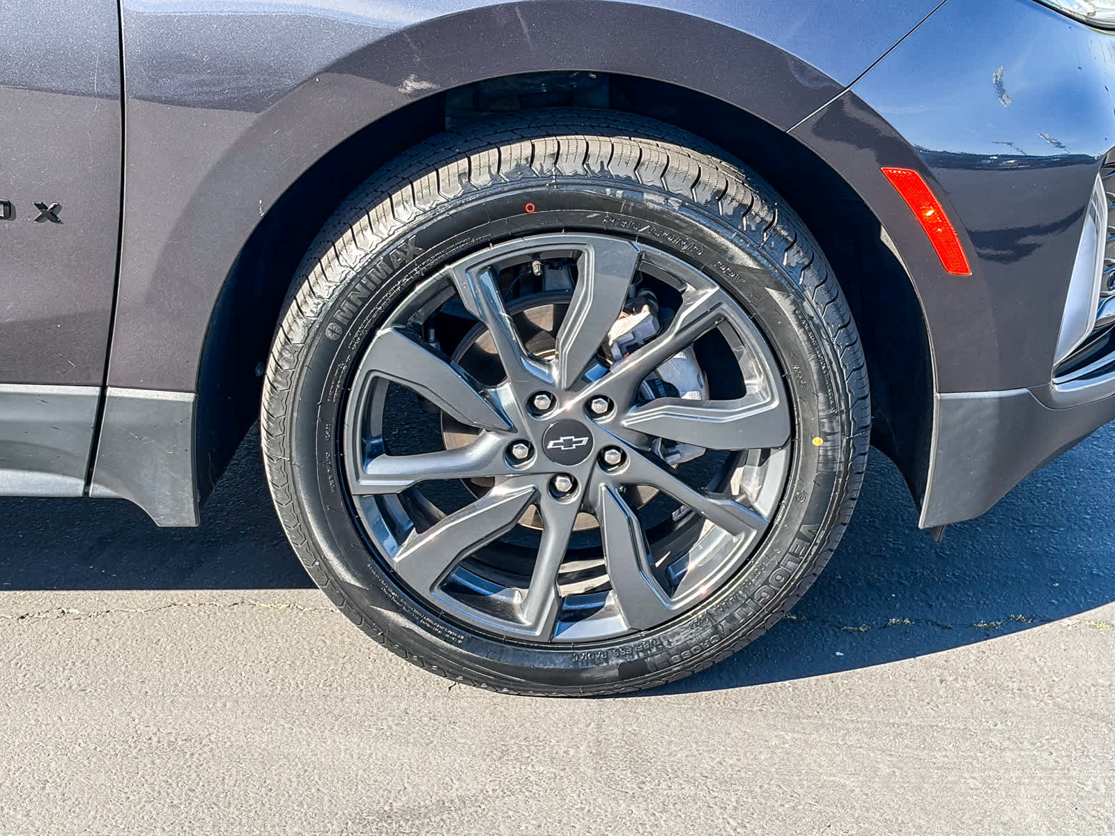 Thumbnail: 2022 Chevrolet Equinox - 9