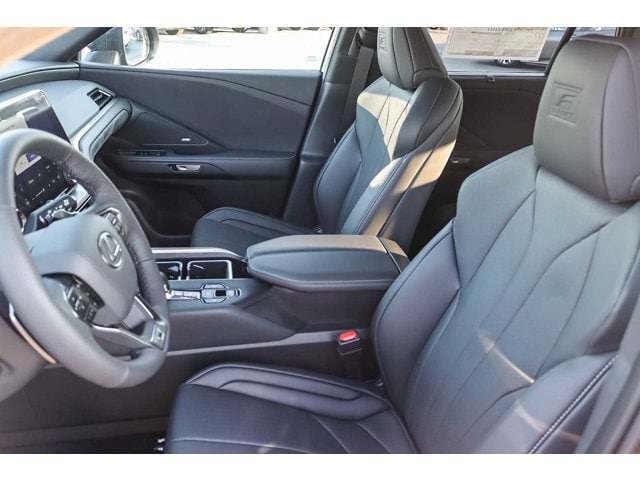 Thumbnail: 2026 Lexus TX - 18