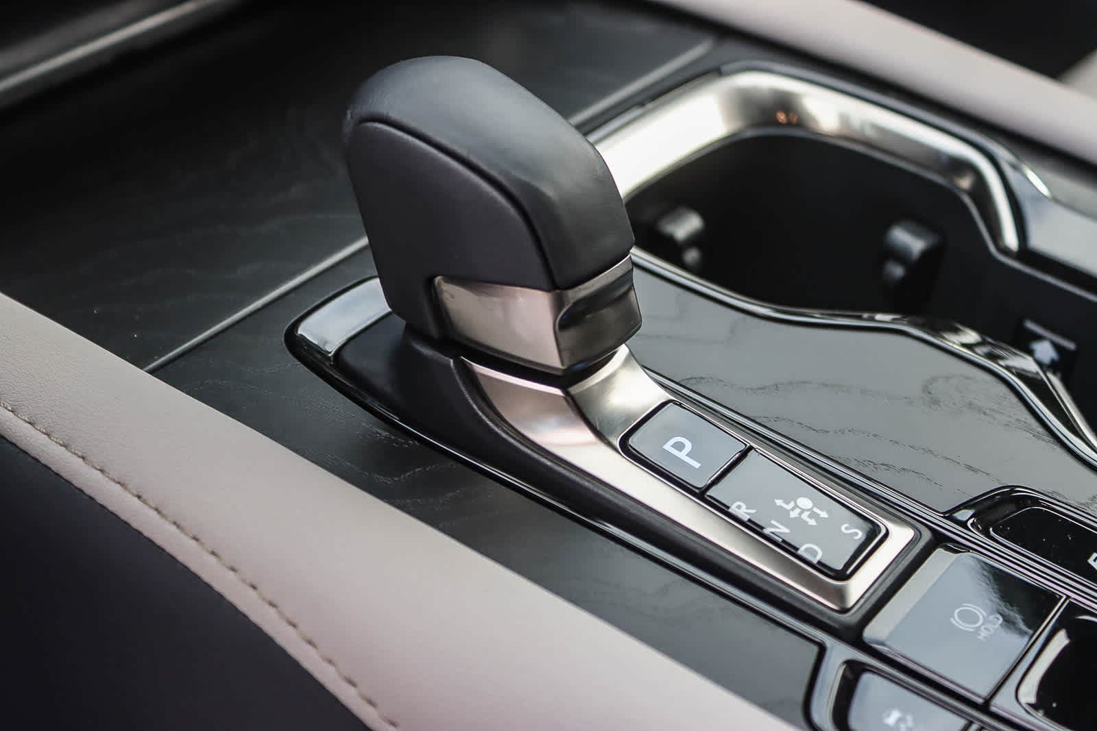 Thumbnail: 2024 Lexus RX - 19