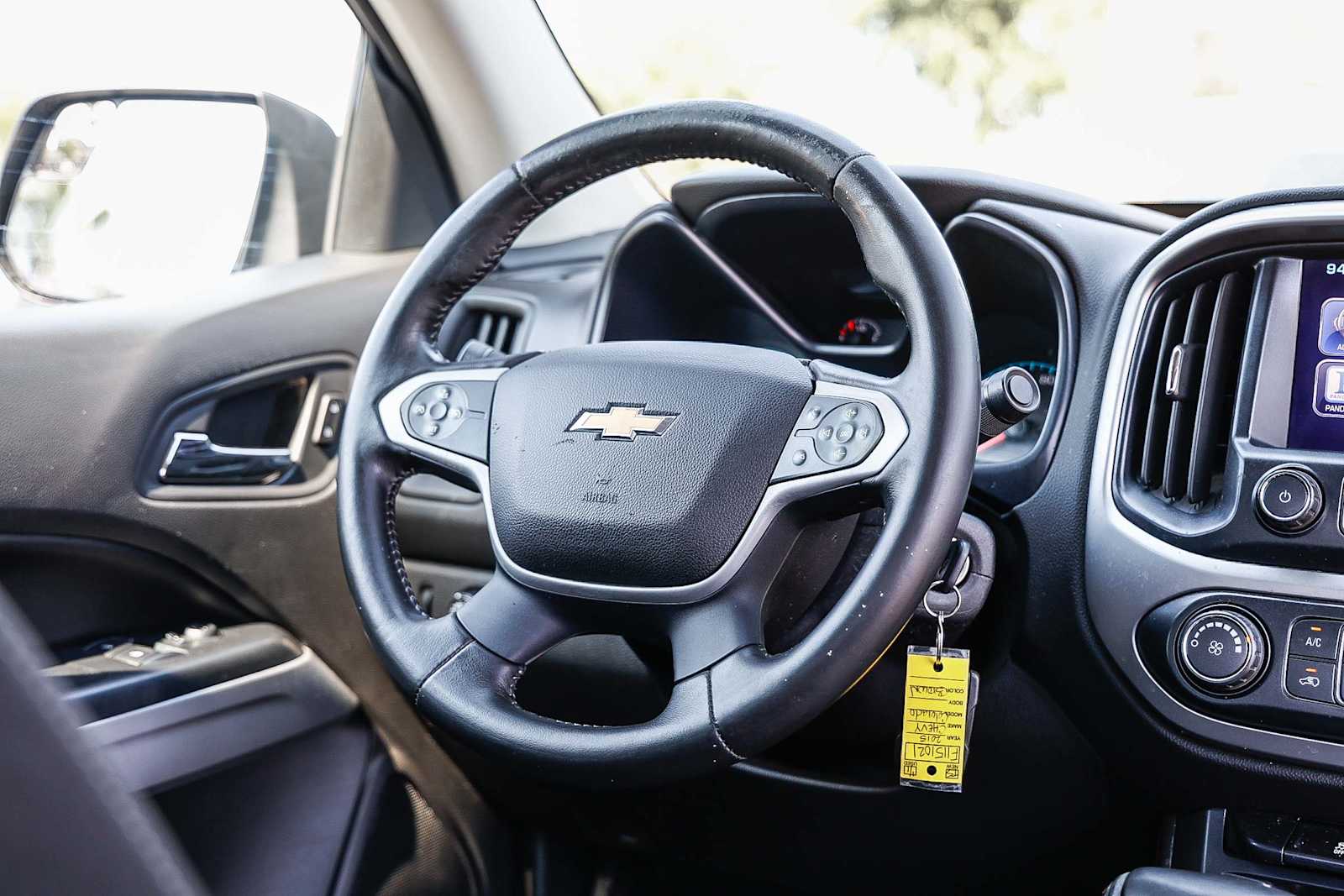 Thumbnail: 2015 Chevrolet Colorado - 16