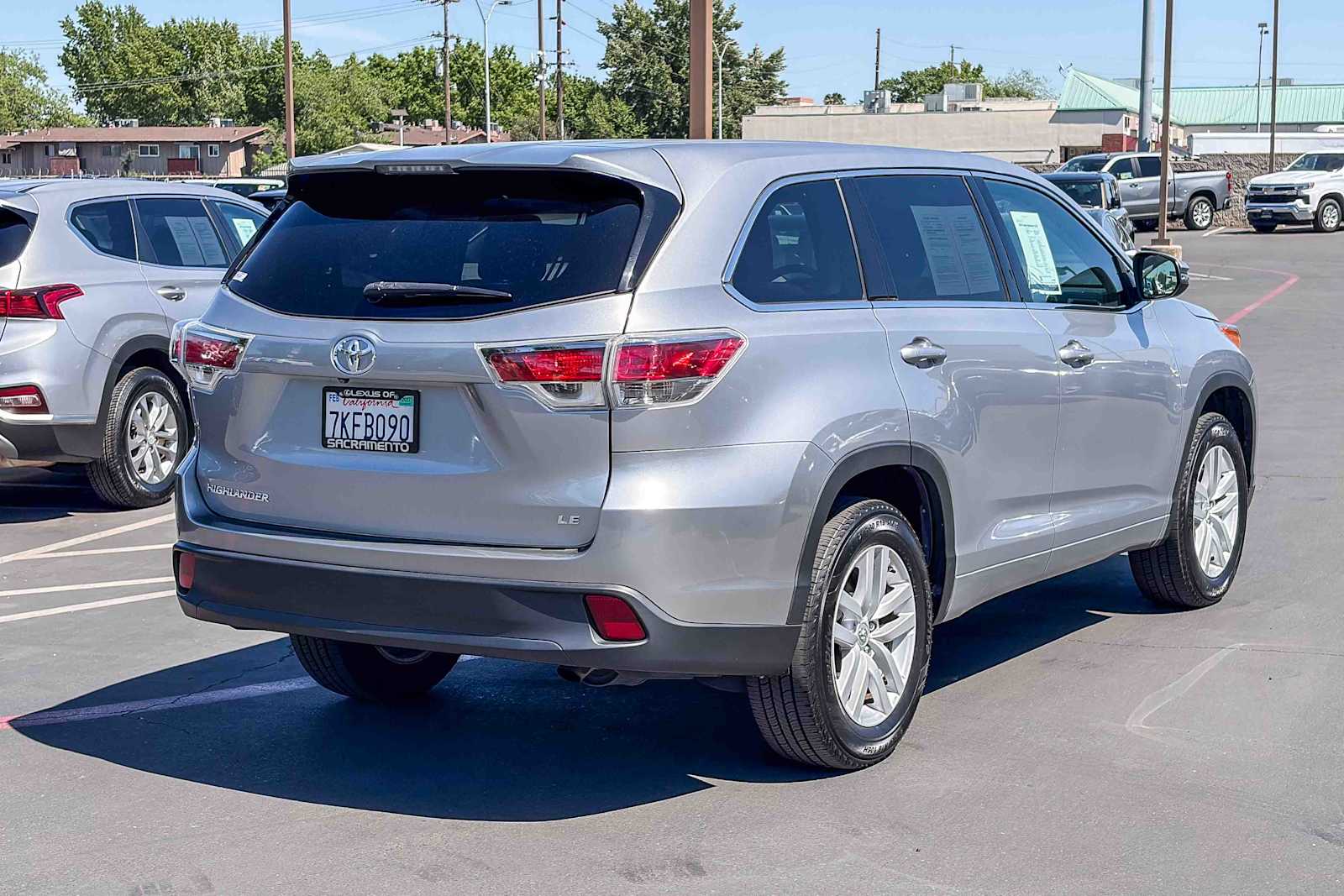 Thumbnail: 2015 Toyota Highlander - 4