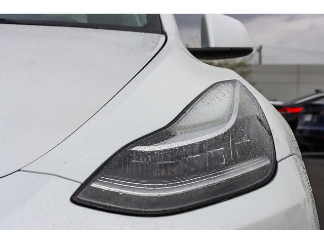 2021 Tesla Model Y Standard Range 7