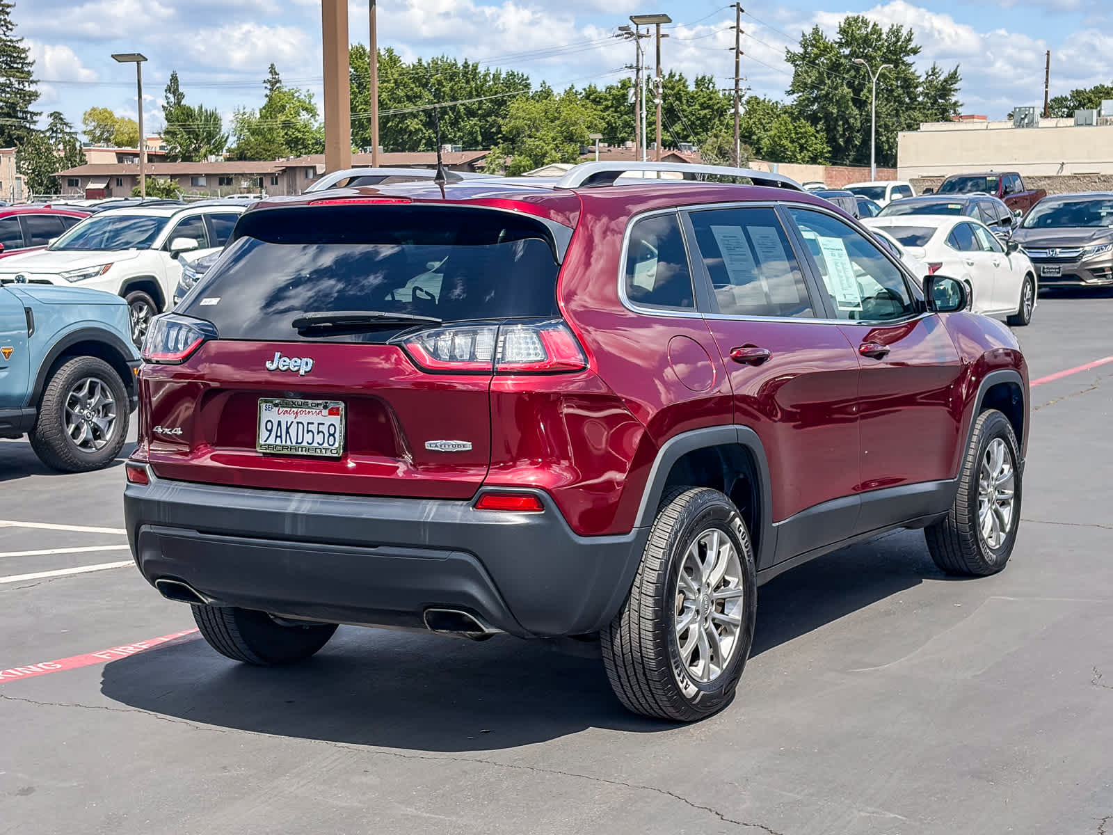 Thumbnail: 2019 Jeep Cherokee - 4