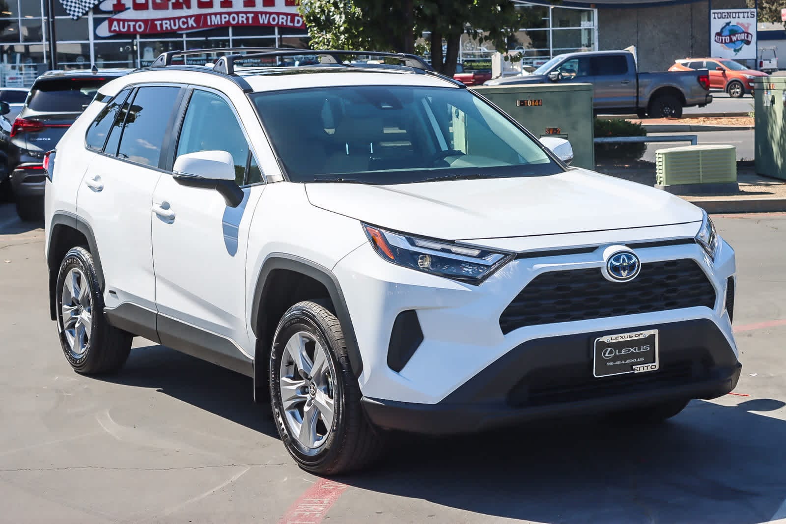Thumbnail: 2022 Toyota RAV4 - 5